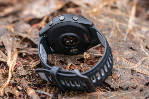 Test: Garmin Forerunner 265 – en riktigt bra träningsklocka får amoled